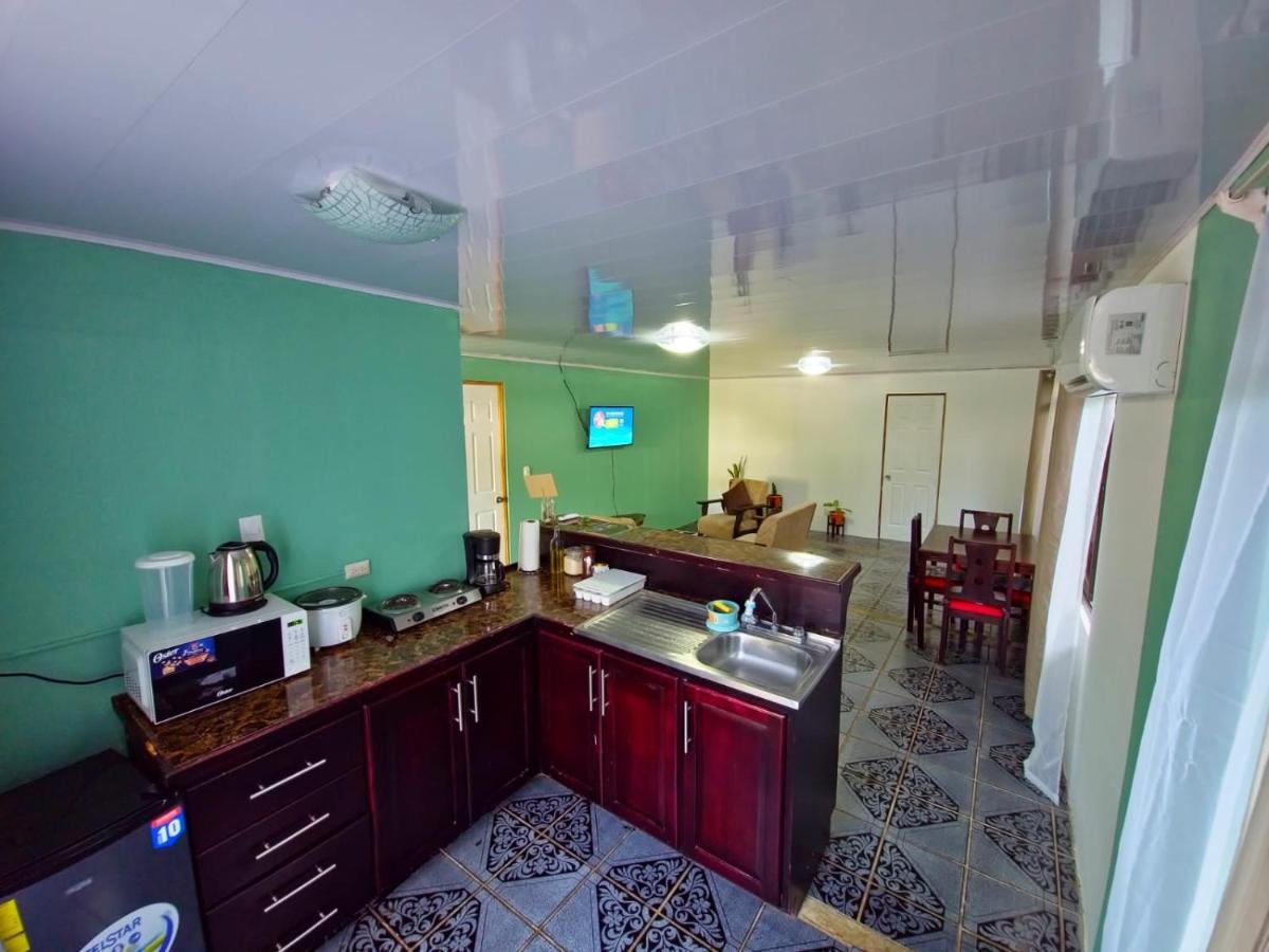 Micheck Beach House Тортугеро Экстерьер фото